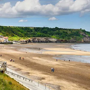 https://watersedge-sandsend.yorkshirehotels.net