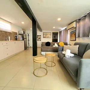 Barak Royal 20 Sea View - ג'קוזי בחצר ומרפסות עם נוף לים אילת