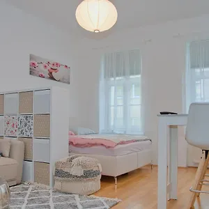 White Lotus Apartament