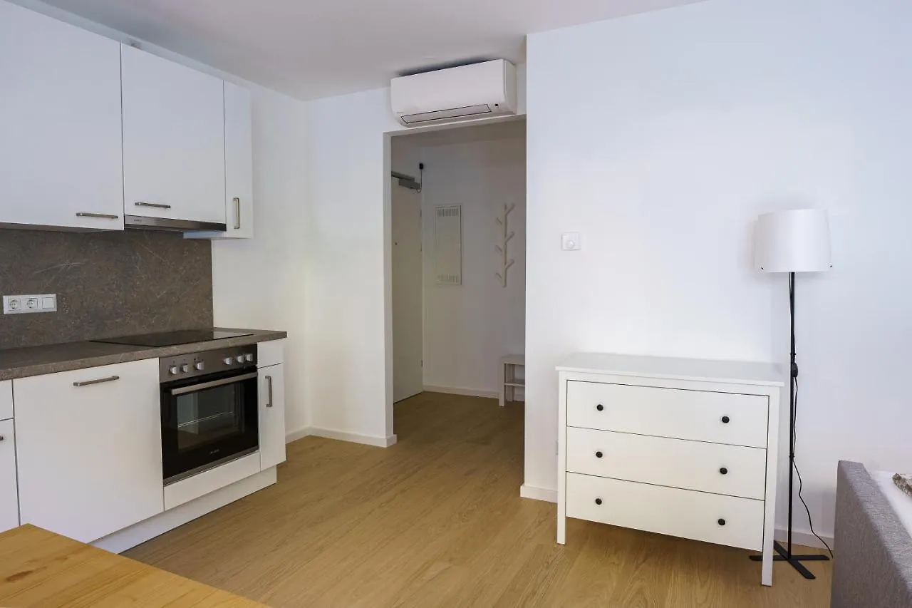 Vienna City Apartments 1140 비엔나